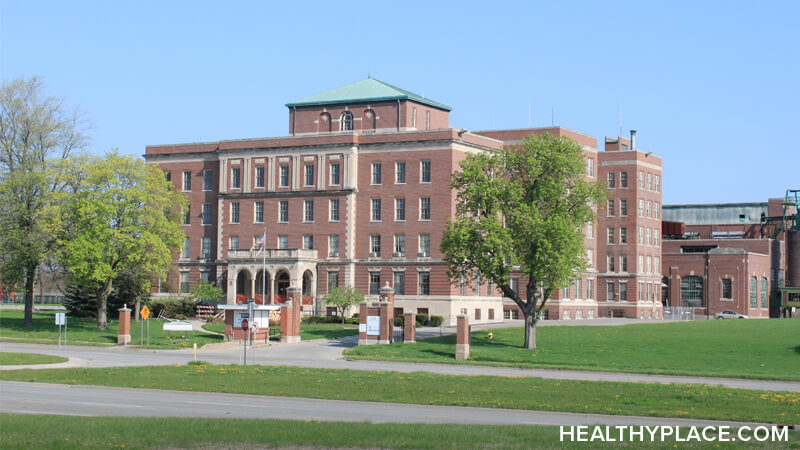 Psychiatric hospitals are available but how do you know if you need one? Find out which psychiatric problems require this type of care.