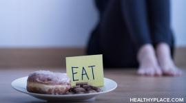 Many difficulties arise in treating eating disorders which can derail the treatment process. Learn about treating eating disorders to avoid these pitfalls.